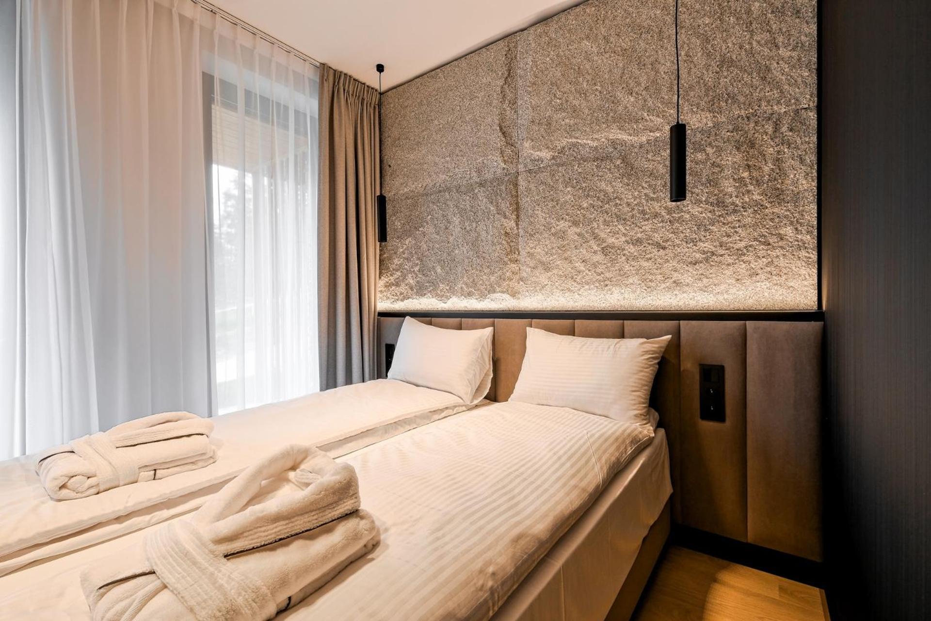 Rezydencja Sloneczna - Spa & Apartamenty Z Widokiem - ビャウカ エクステリア 写真