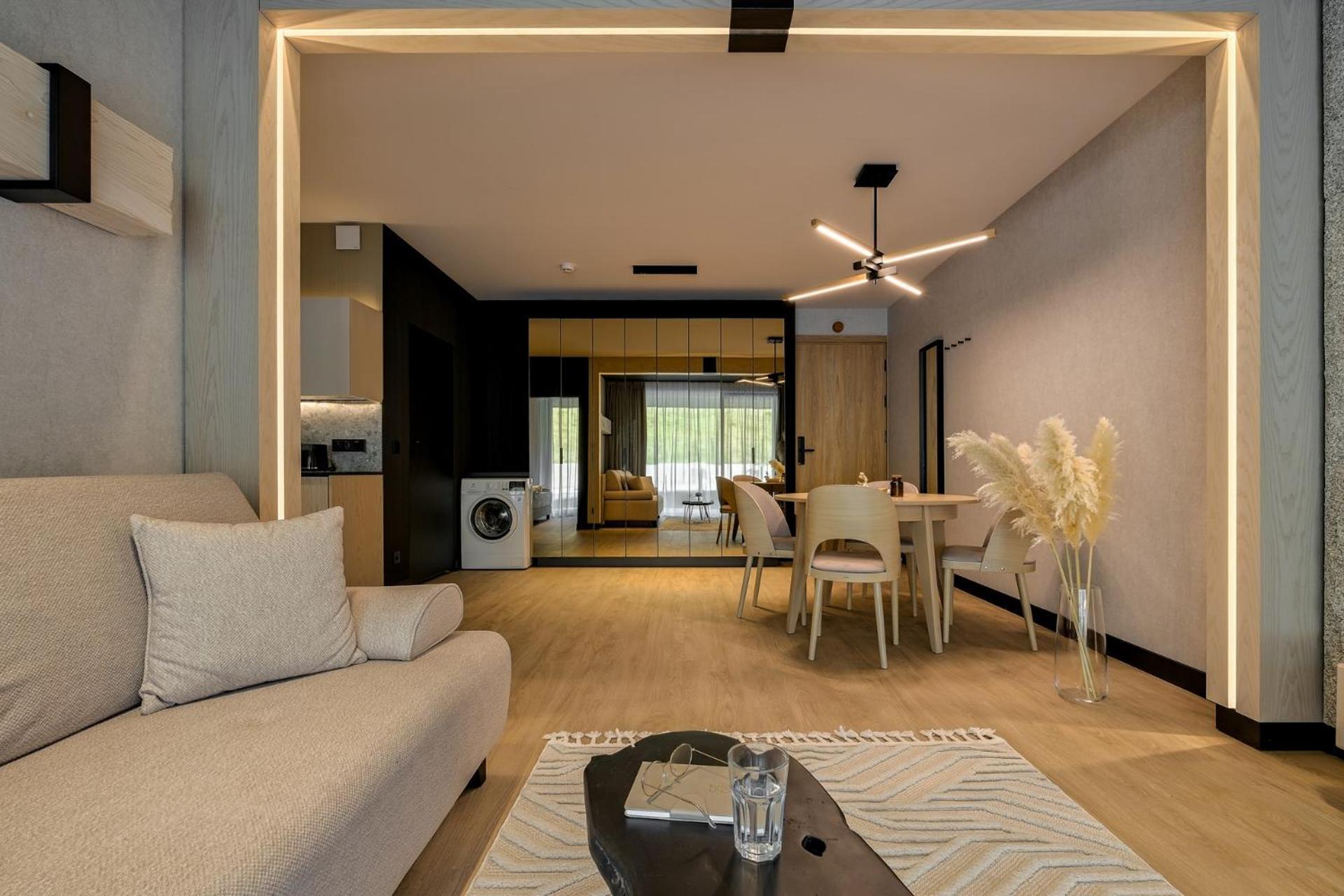Rezydencja Sloneczna - Spa & Apartamenty Z Widokiem - ビャウカ エクステリア 写真